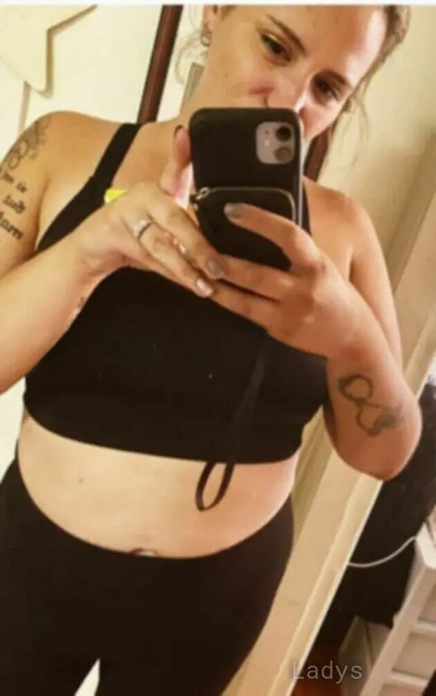 Melanie (33) – Call Girl & Independent Escort Service in Tucson - Gallery Photo 4