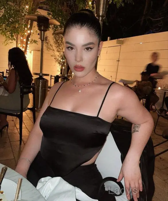 Isabelle (24) – Call Girl & Independent Escort Service in Tulum - Gallery Photo 2