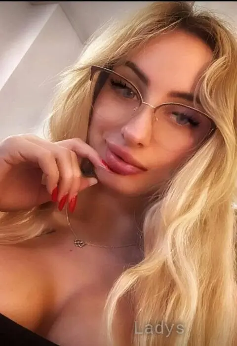 Annabelle (25) – Call Girl & Independent Escort Service in Tulum - Gallery Photo 3