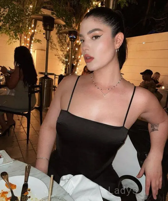 Isabelle (24) – Call Girl & Independent Escort Service in Tulum - Gallery Photo 5
