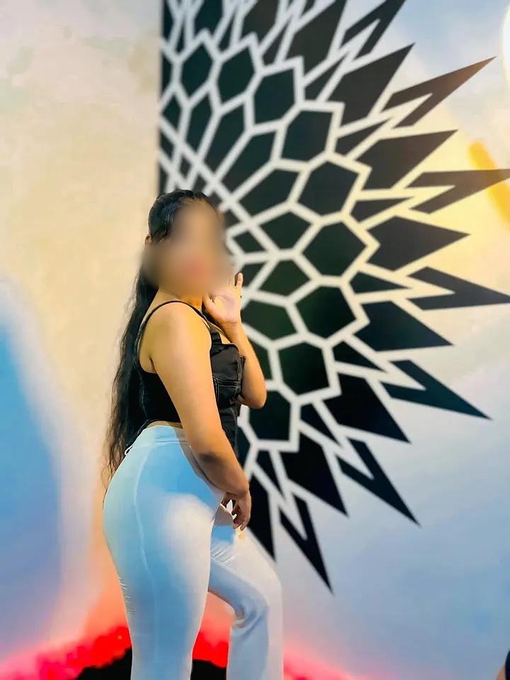 Vanessa (21) – Call Girl & Independent Escort Service in Udaipur - Gallery Photo 3