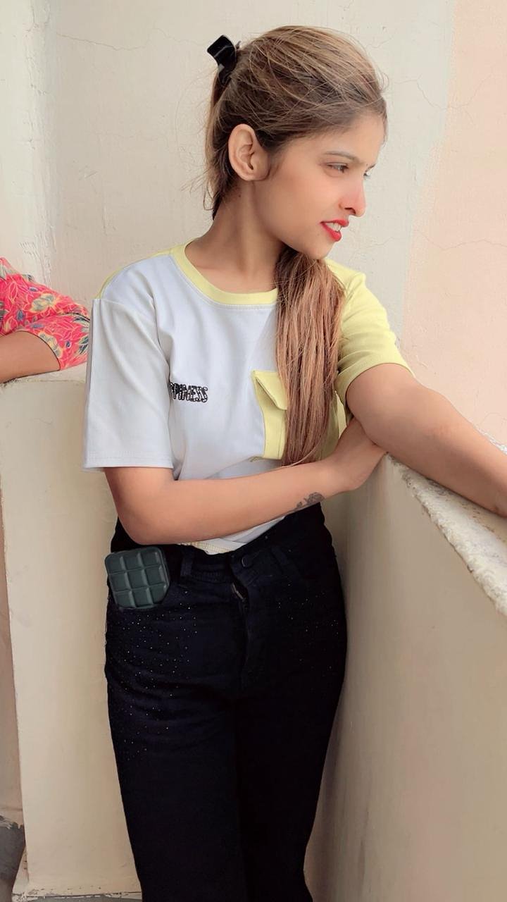 Sienna (23) – Call Girl & Independent Escort Service in Udaipur - Gallery Photo 3