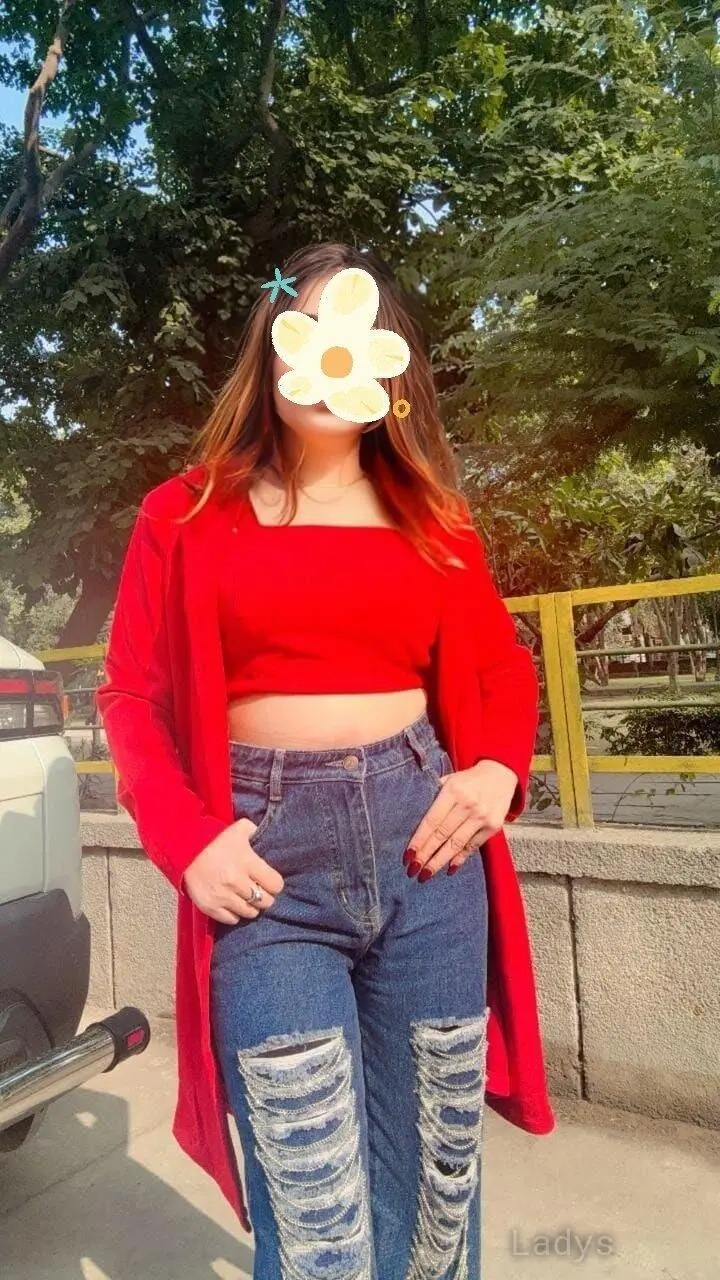 Kavya (24) – Call Girl & Independent Escort Service in Ulhasnagar - Gallery Photo 6