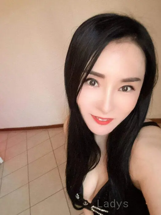 Eimi (24) – Call Girl & Independent Escort Service in Ulm - Gallery Photo 3