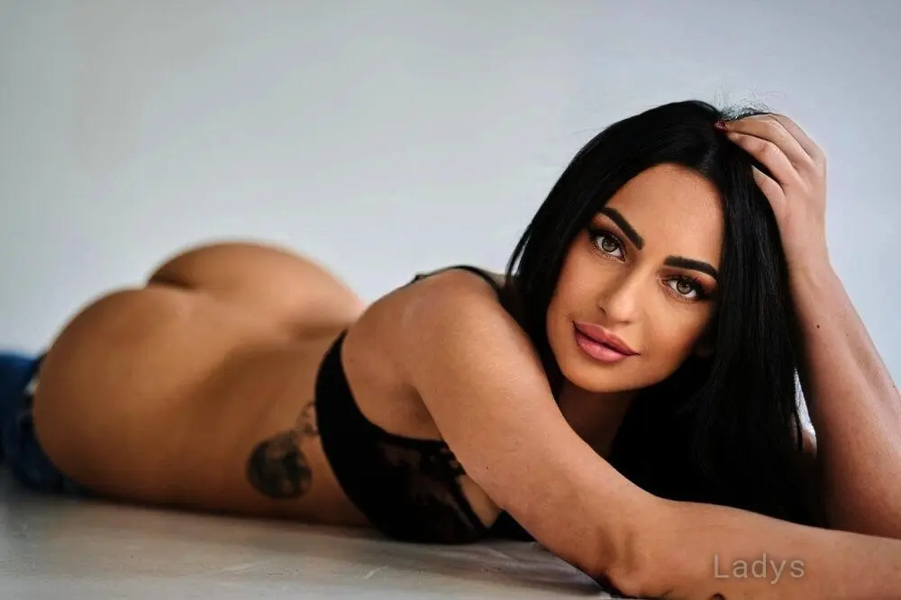 Maria (33) – Call Girl & Independent Escort Service in Ulm - Gallery Photo 5