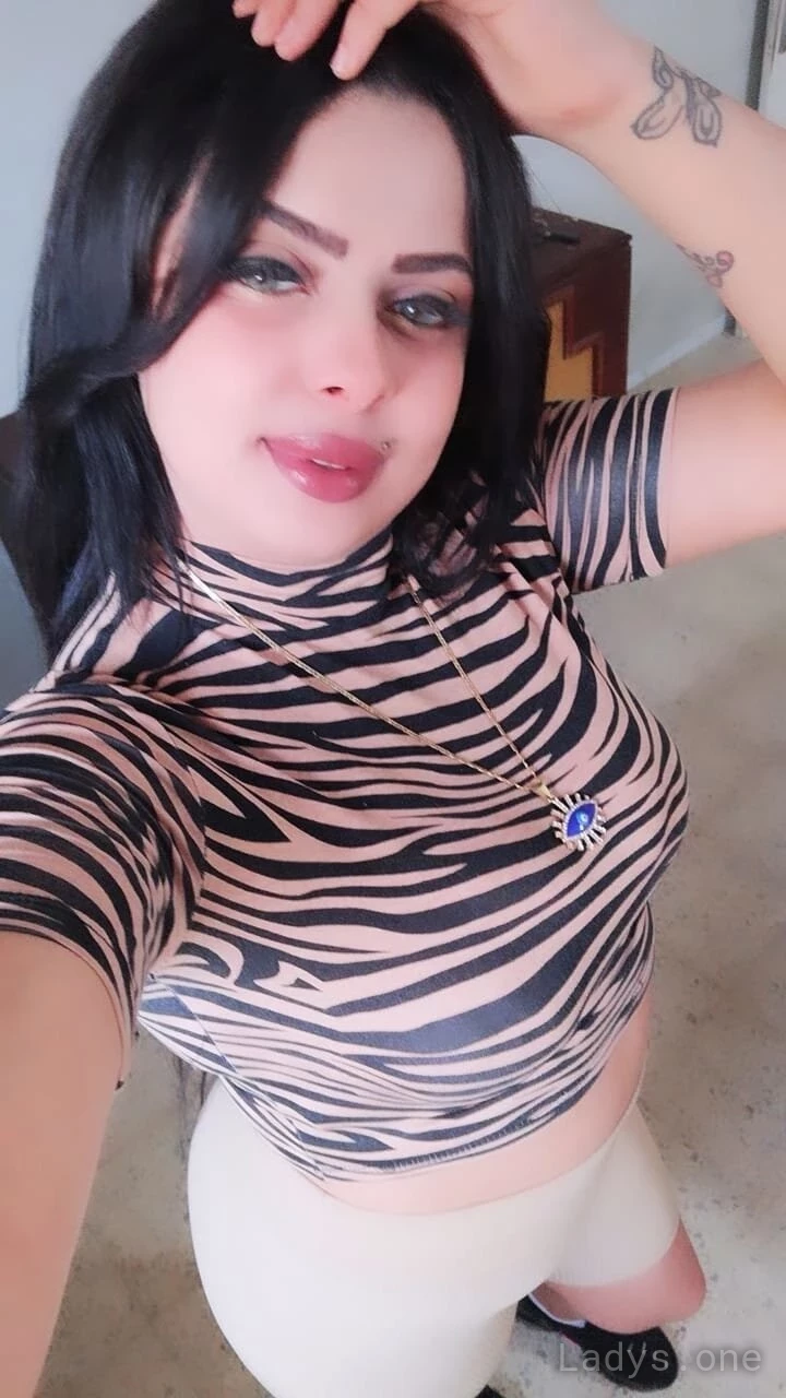 Marwa (21) – Call Girl & Independent Escort Service in Şanlıurfa - Gallery Photo 4