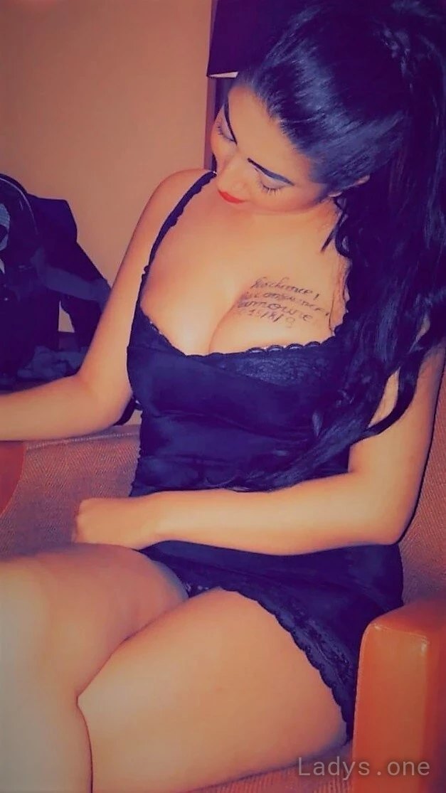 Almaze (21) – Call Girl & Independent Escort Service in Şanlıurfa - Gallery Photo 2