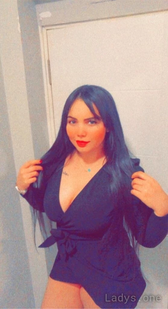 Marwa (20) – Call Girl & Independent Escort Service in Şanlıurfa - Gallery Photo 2