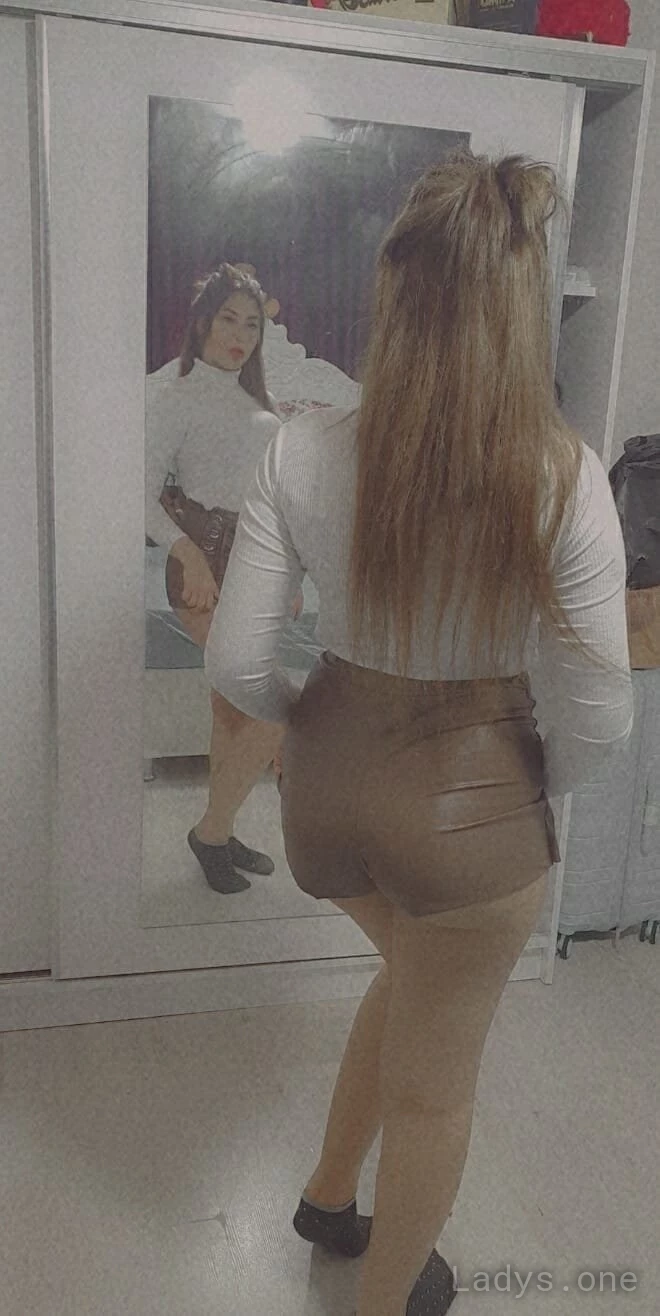 Nadyn (20) – Call Girl & Independent Escort Service in Şanlıurfa - Gallery Photo 3