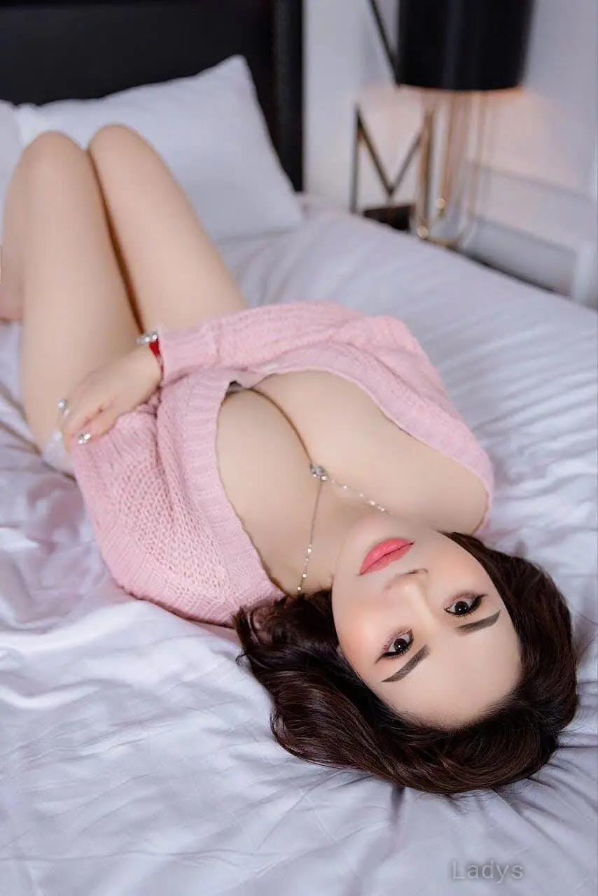 Mika (26) – Call Girl & Independent Escort Service in Bangkok - Gallery Photo 2