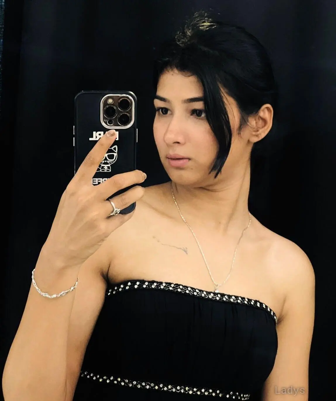 Yanshi (23) – Call Girl & Independent Escort Service in Ko Samui - Gallery Photo 4