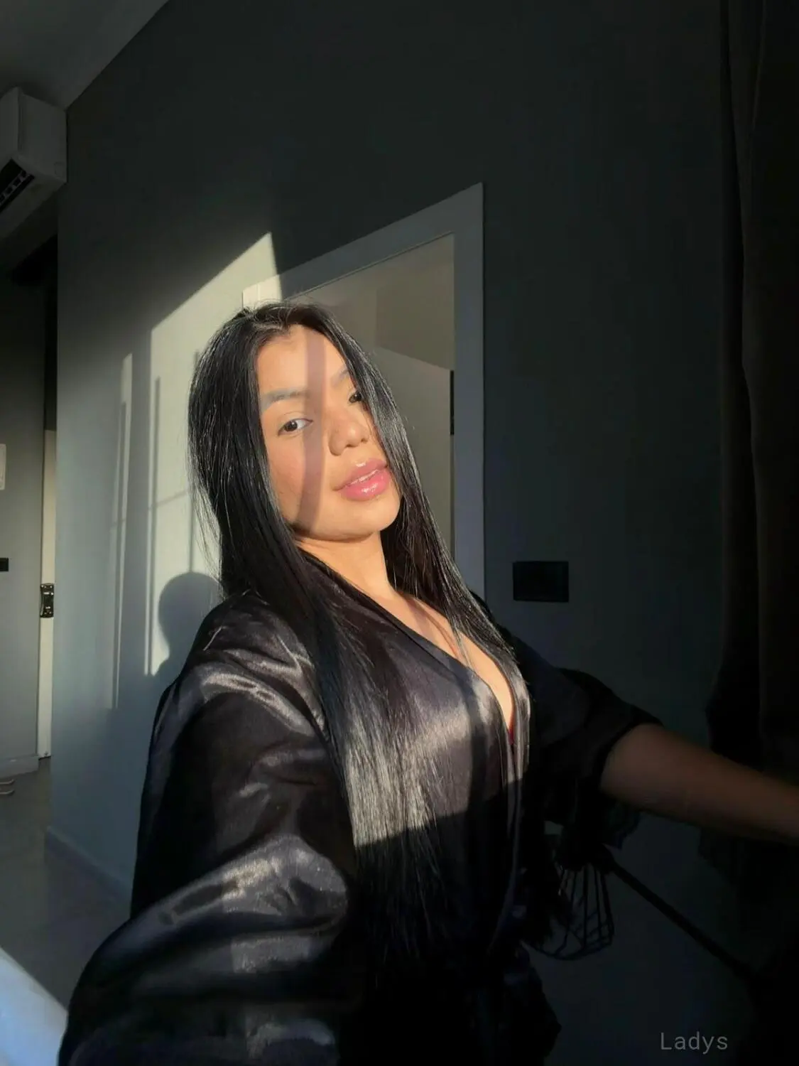 Thaina (20) – Call Girl & Independent Escort Service in Manama - Gallery Photo 4