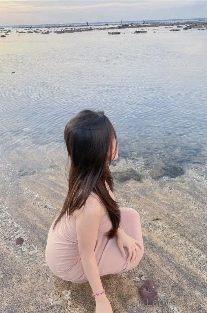 Tiffany (27) – Call Girl & Independent Escort Service in Al Ain City - Gallery Photo 2