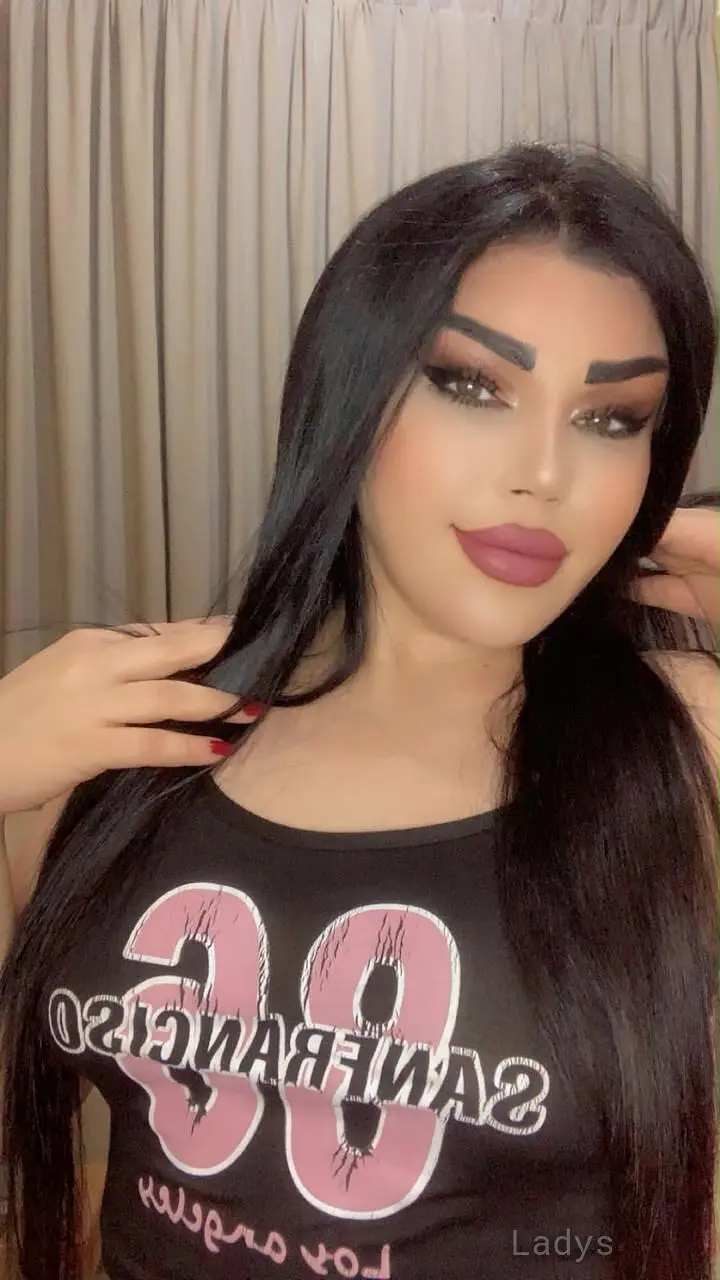 Sara (25) – Call Girl & Independent Escort Service in Abu Dhabi - Gallery Photo 2
