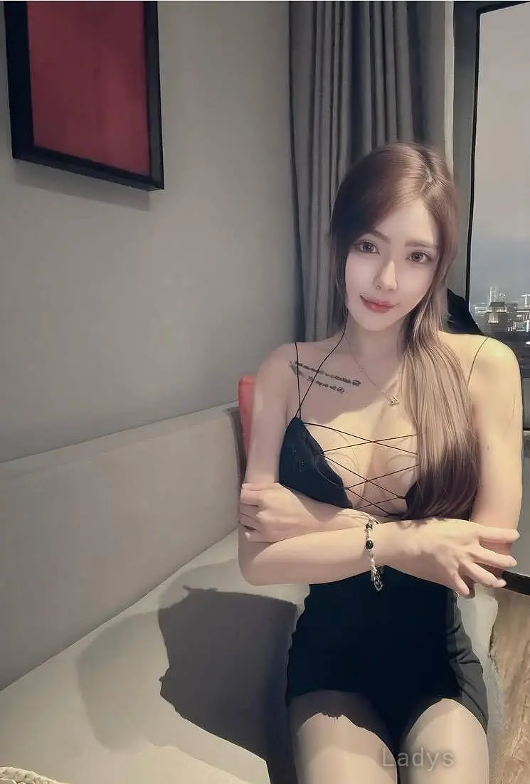 Alite (23) – Call Girl & Independent Escort Service in Abu Dhabi - Gallery Photo 3