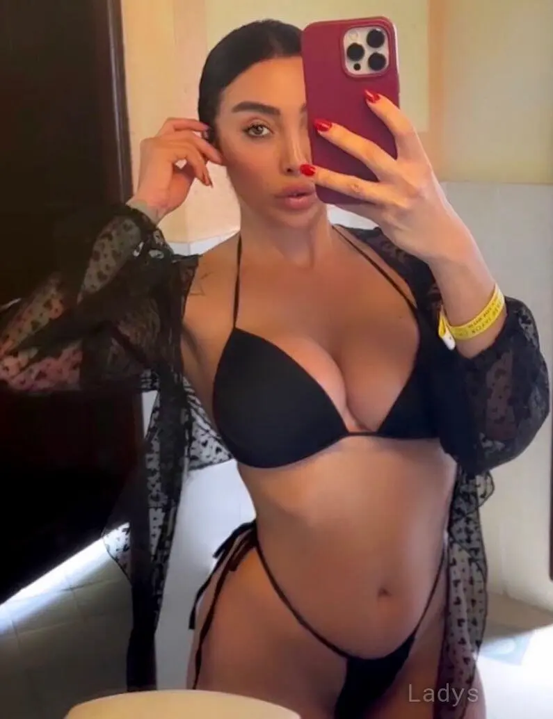 Laya (24) – Call Girl & Independent Escort Service in Manama - Gallery Photo 6