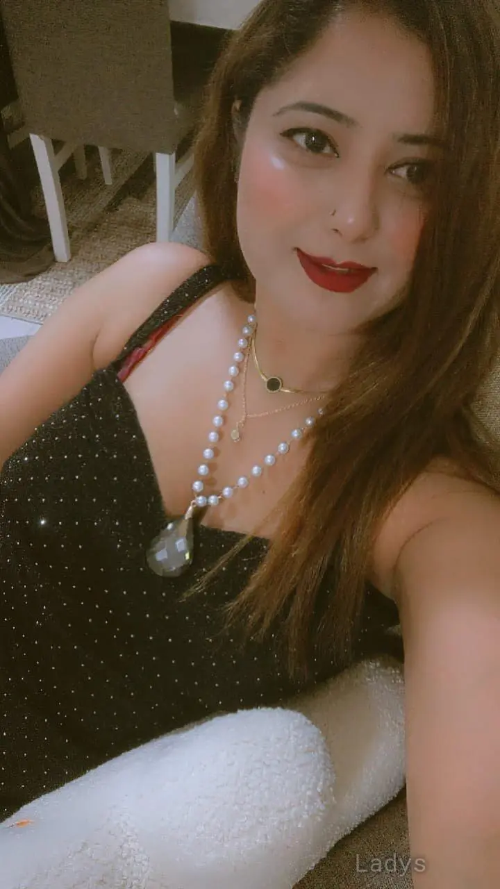 Mishi (26) – Call Girl & Independent Escort Service in Manama - Gallery Photo 2