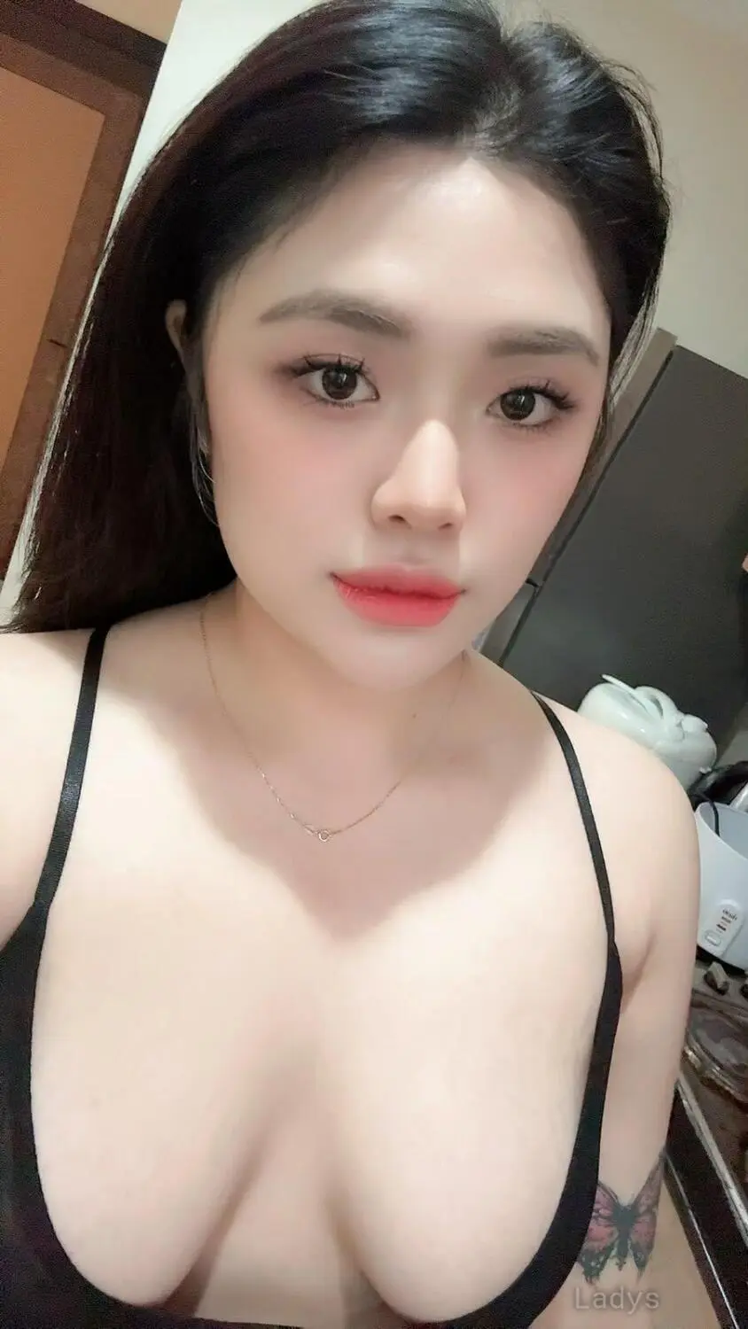 Lissa (28) – Call Girl & Independent Escort Service in Manama - Gallery Photo 4