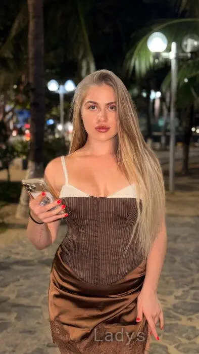 Ely (22) – Call Girl & Independent Escort Service in Pattaya - Gallery Photo 4
