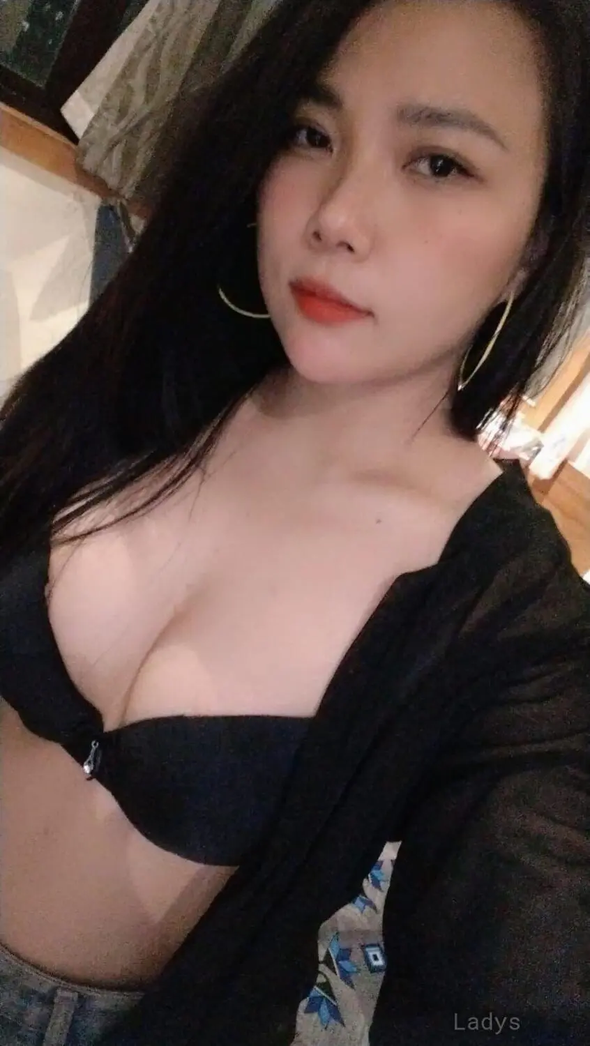 Isla (21) – Call Girl & Independent Escort Service in Al Ain City - Gallery Photo 4
