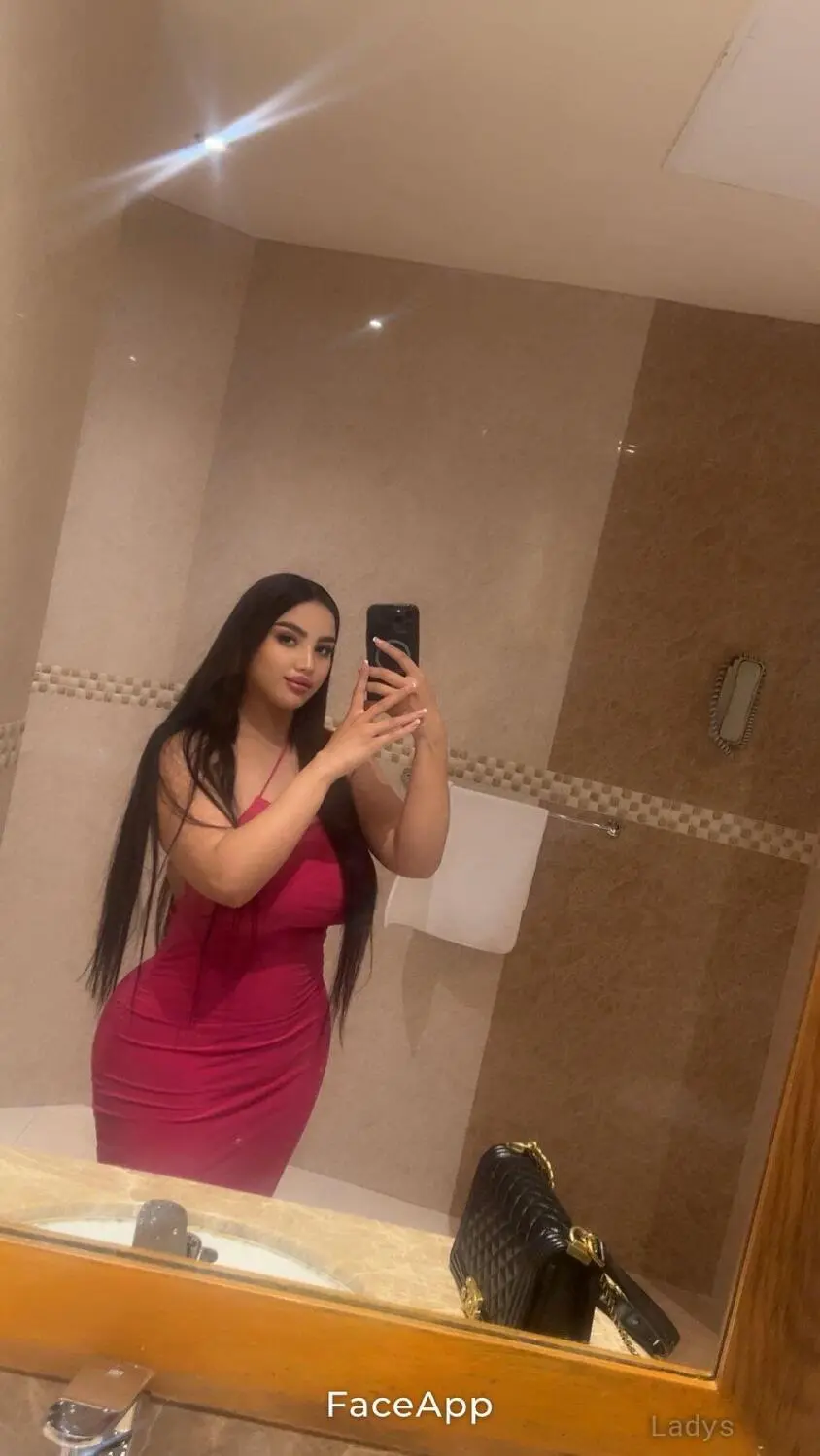 Sam (23) – Call Girl & Independent Escort Service in Jeddah - Gallery Photo 4
