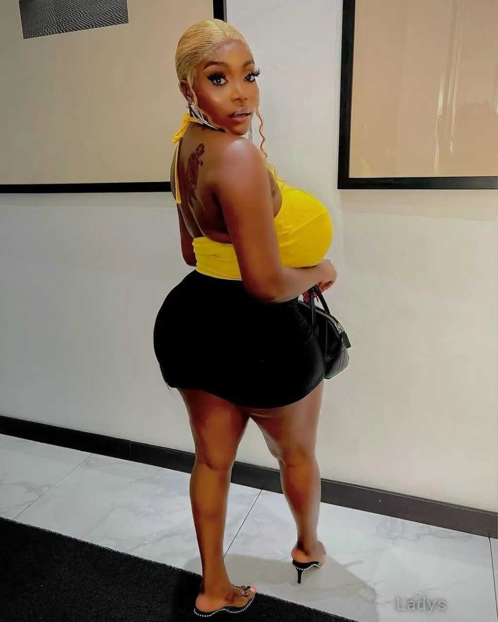 Kerry (24) – Call Girl & Independent Escort Service in Al Riffa - Gallery Photo 3