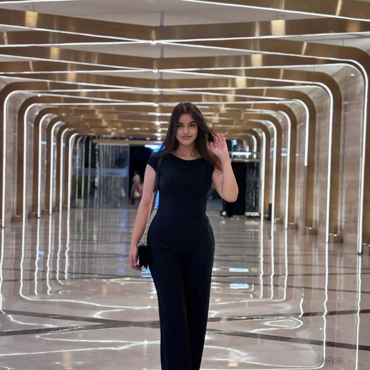 Palak Indian (22) – Call Girl & Independent Escort Service in Abu Dhabi - Gallery Photo 4