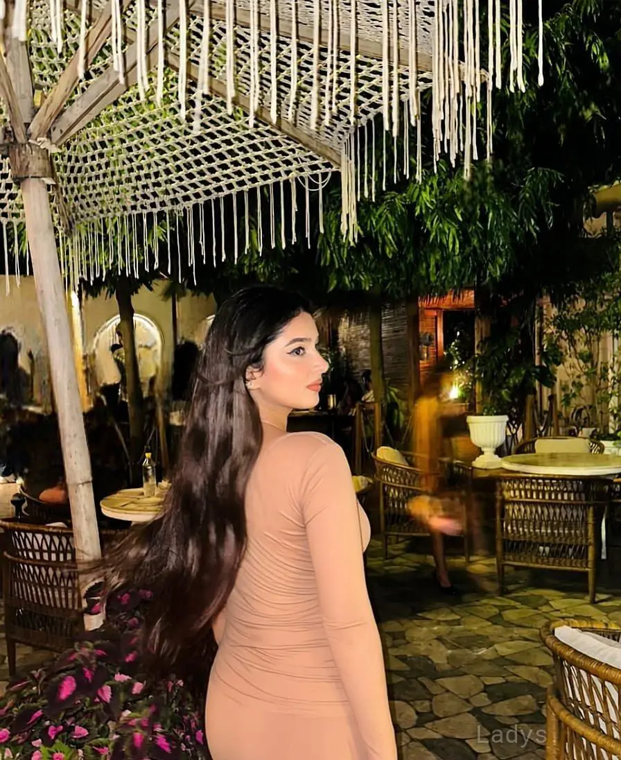 Riya (26) – Call Girl & Independent Escort Service in Ras Al Khaimah - Gallery Photo 2