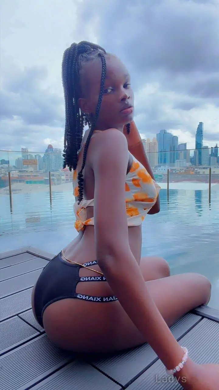 African Pinky (23) – Call Girl & Independent Escort Service in Bangkok - Gallery Photo 4