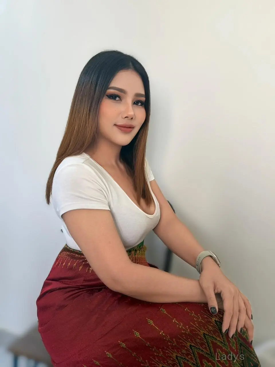 Amina (25) – Call Girl & Independent Escort Service in Abu Dhabi - Gallery Photo 6