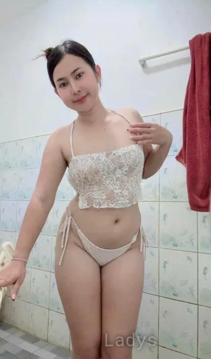 Lucky (24) – Call Girl & Independent Escort Service in Al Ain City - Gallery Photo 5