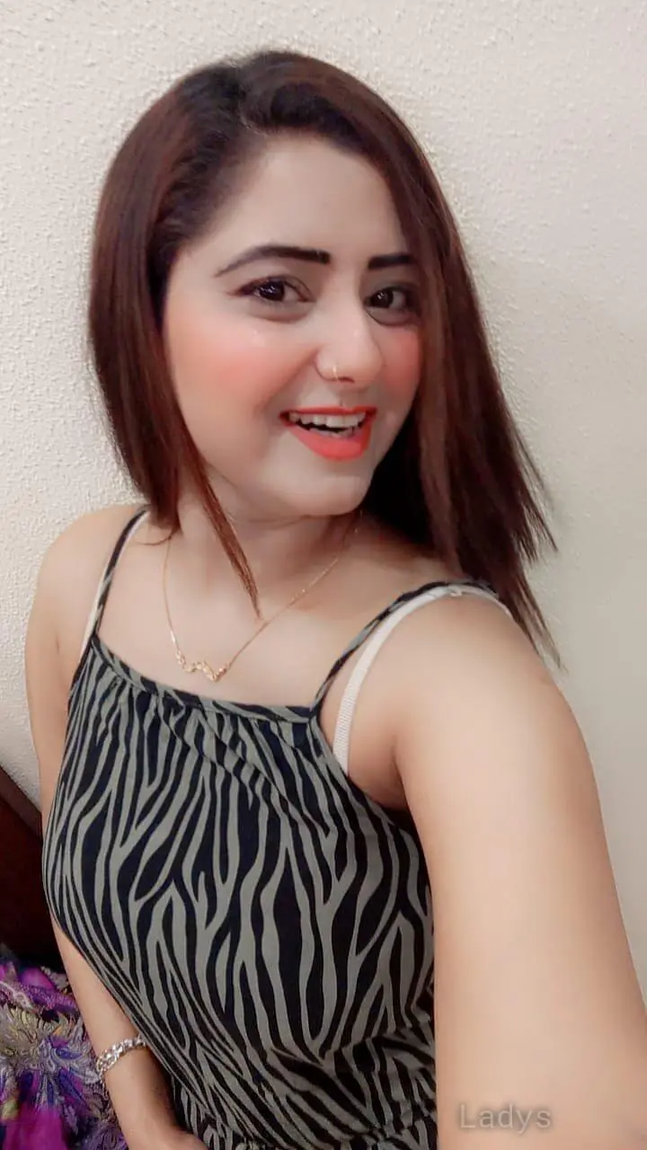 Mishi (26) – Call Girl & Independent Escort Service in Manama - Gallery Photo 4