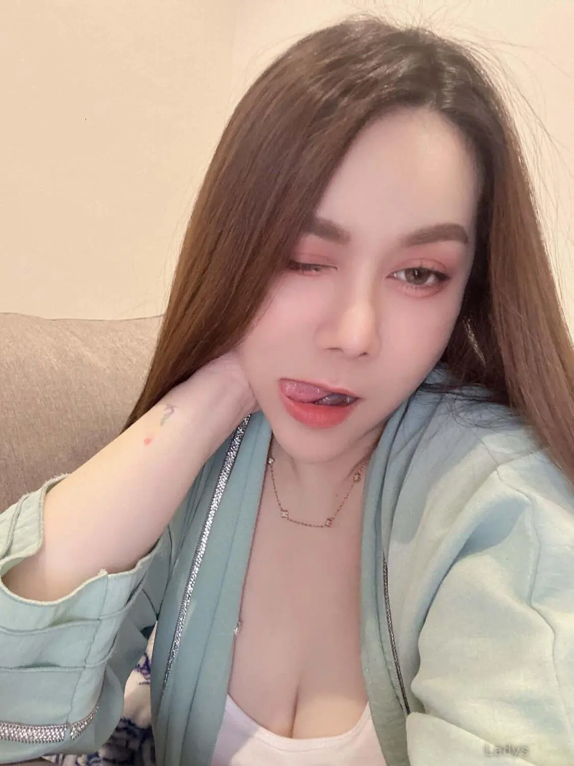 Julia (26) – Call Girl & Independent Escort Service in Jeddah - Gallery Photo 8