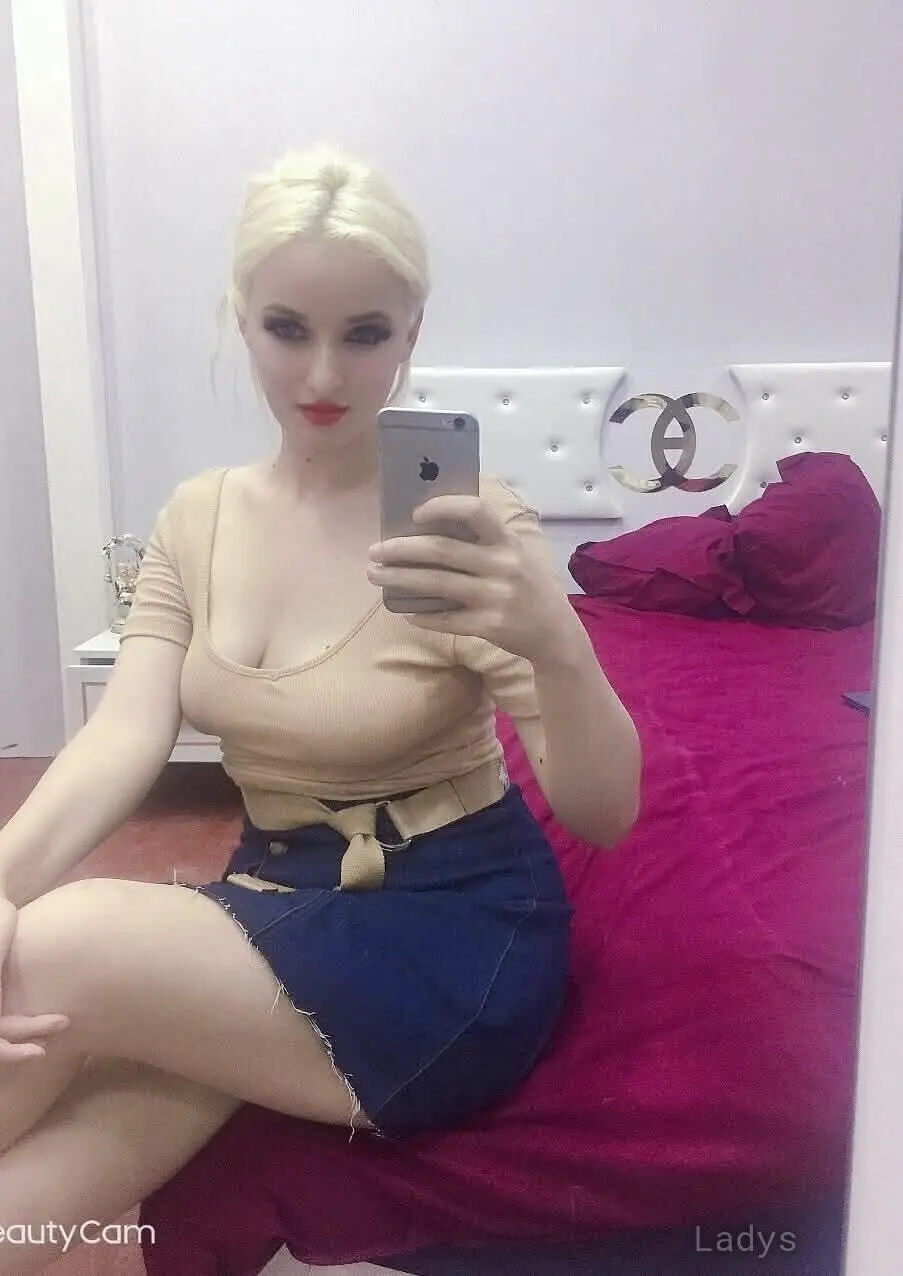 Alexsandra (28) – Call Girl & Independent Escort Service in Ras Al Khaimah - Gallery Photo 3