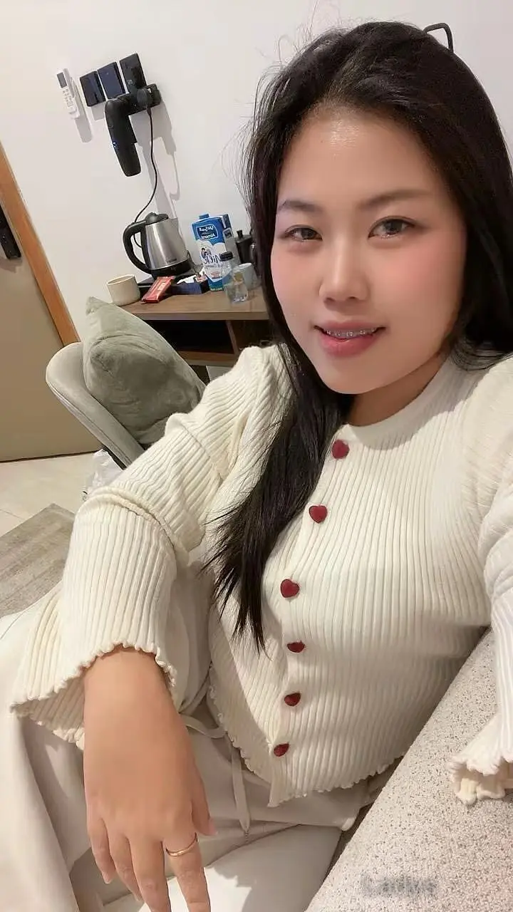 Faii (28) – Call Girl & Independent Escort Service in Dammam - Gallery Photo 2