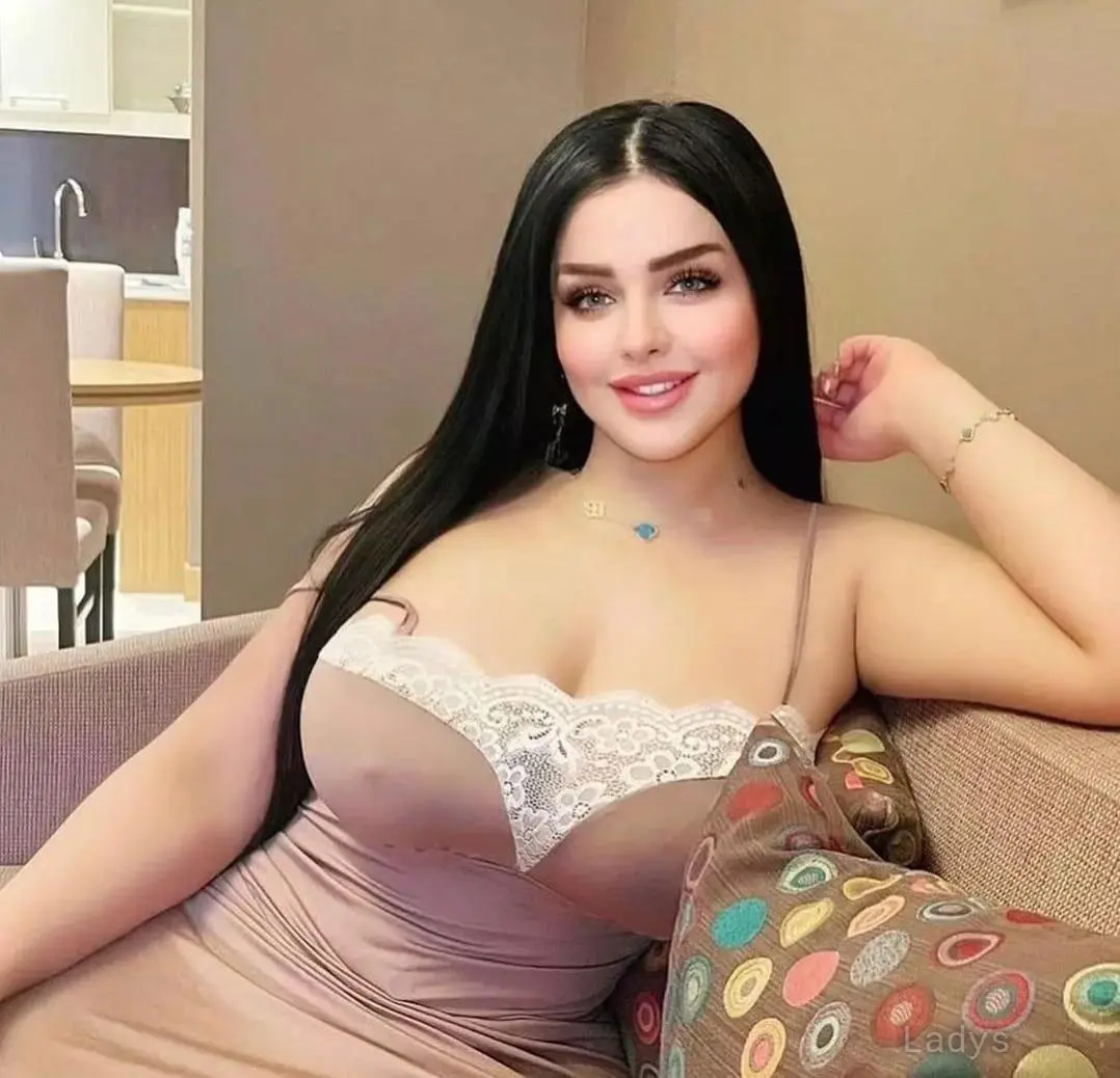 Malisa (22) – Call Girl & Independent Escort Service in Manama - Gallery Photo 2