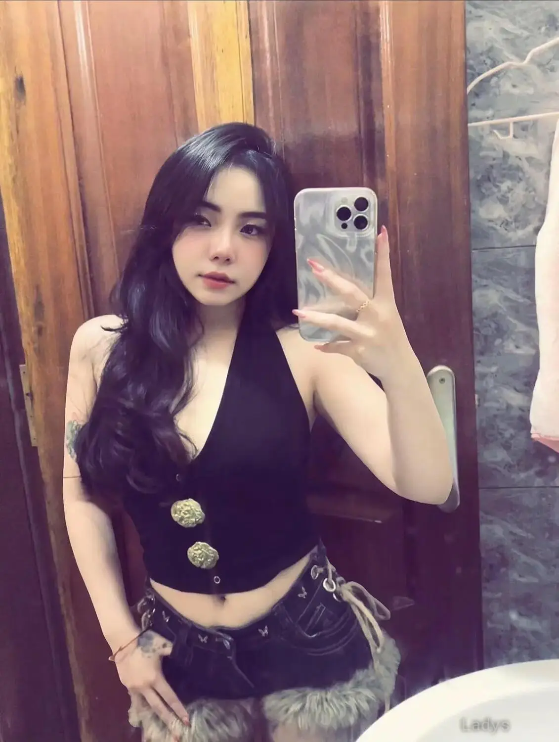 Emma (23) – Call Girl & Independent Escort Service in Al Hufūf - Gallery Photo 2