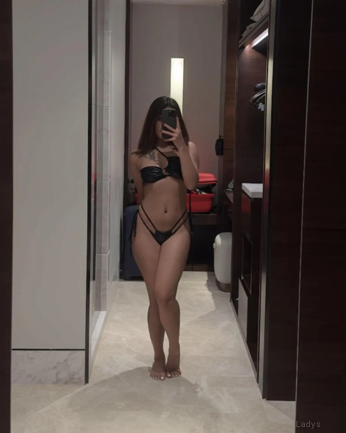Priya (21) – Call Girl & Independent Escort Service in Ras Al Khaimah - Gallery Photo 2