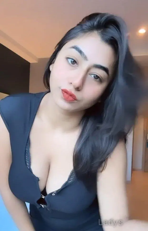 Tanya (22) – Call Girl & Independent Escort Service in Ras Al Khaimah - Gallery Photo 3