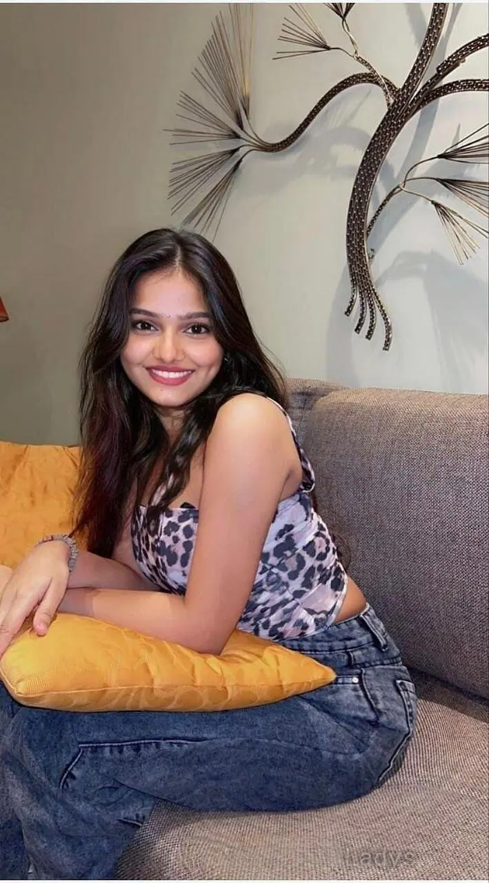 Shalini (22) – Call Girl & Independent Escort Service in Bangkok - Gallery Photo 3