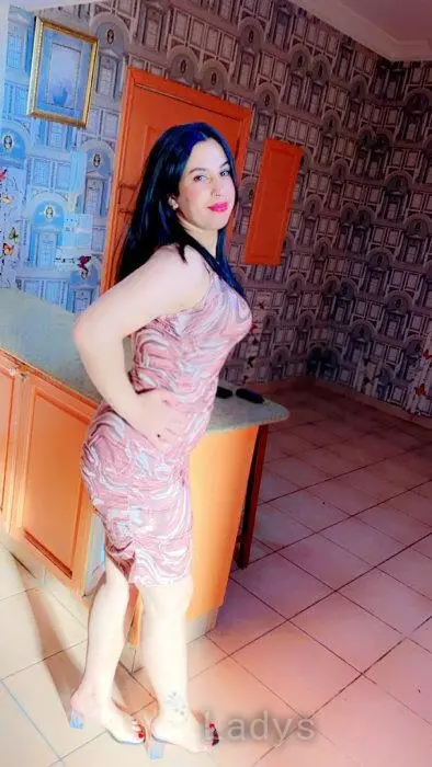 Yassmine (23) – Call Girl & Independent Escort Service in Manama - Gallery Photo 2