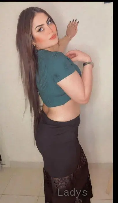 Lili (24) – Call Girl & Independent Escort Service in Manama - Gallery Photo 4