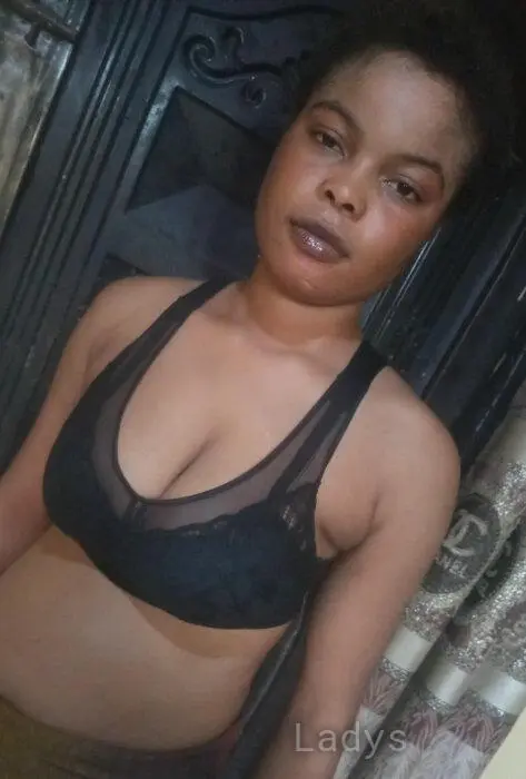 Empress (20) – Call Girl & Independent Escort Service in Dammam - Gallery Photo 3