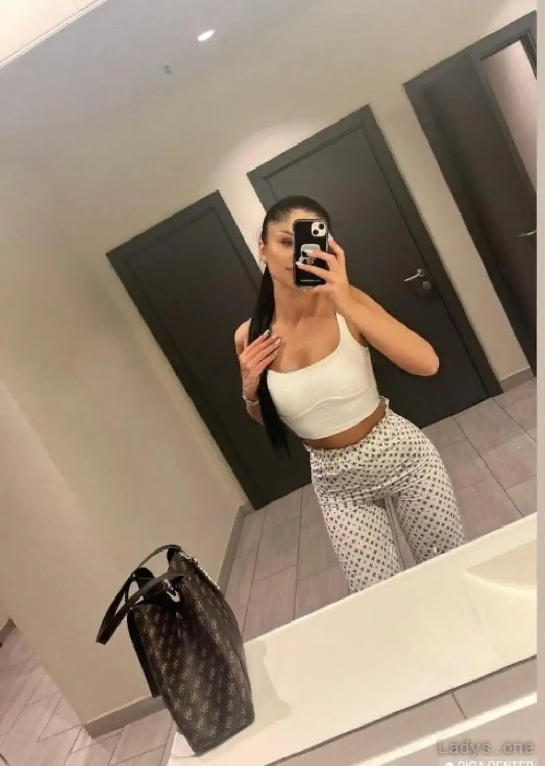 Stella (24) – Call Girl & Independent Escort Service in Ústí nad Labem - Gallery Photo 3