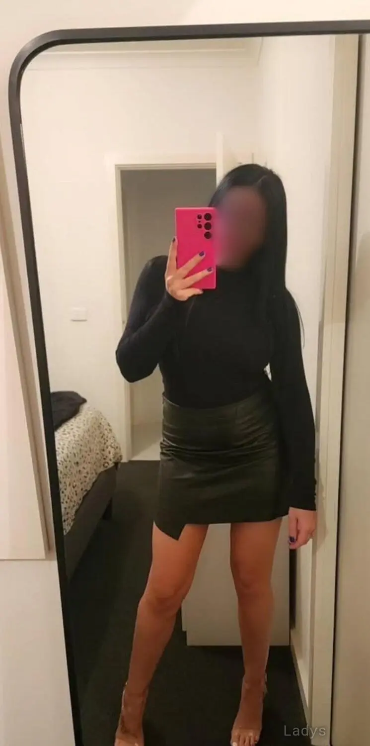 Isabella (27) – Call Girl & Independent Escort Service in Utrecht - Gallery Photo 3