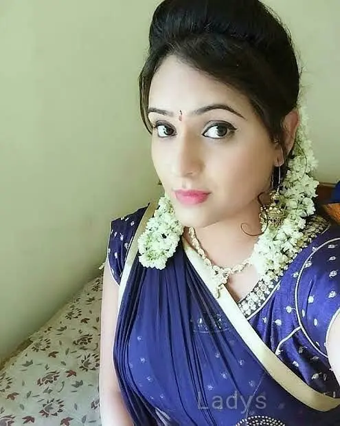 Nisha (21) – Call Girl & Independent Escort Service in Vadodara - Gallery Photo 2
