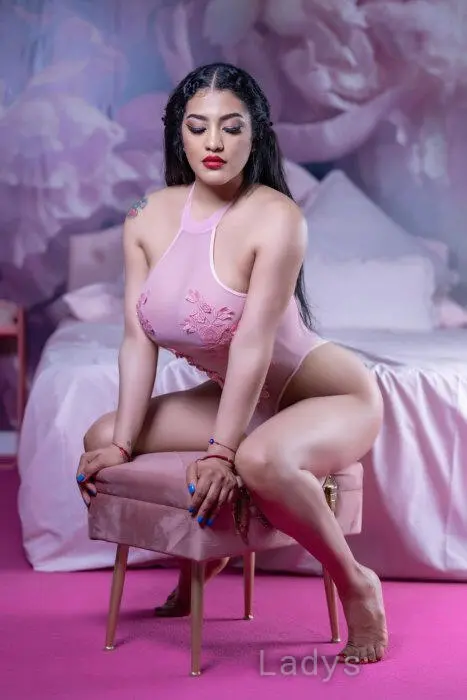 Perla (25) – Call Girl & Independent Escort Service in Valencia - Gallery Photo 4