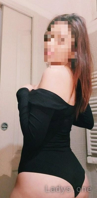 Bella Caroline (30) – Call Girl & Independent Escort Service in Valence - Gallery Photo 3