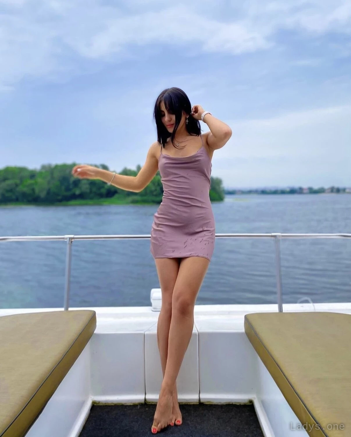 Vika (22) – Call Girl & Independent Escort Service in Van - Gallery Photo 4