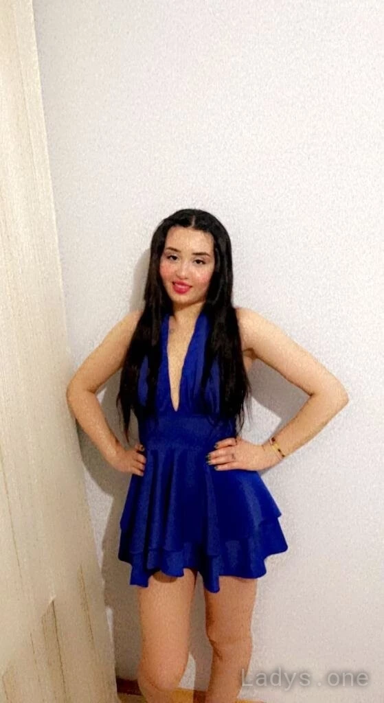 Ryta (21) – Call Girl & Independent Escort Service in Van - Gallery Photo 2